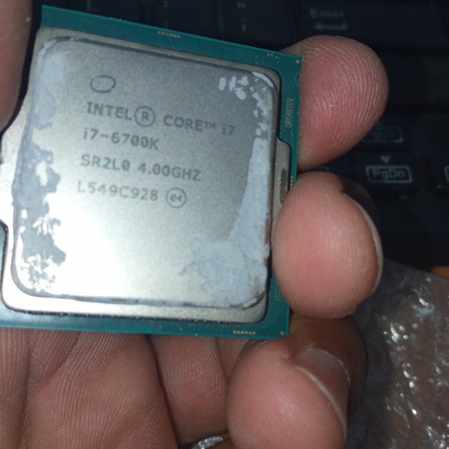 Processor Core i7 6700K bukan i7 4790K i7 2700