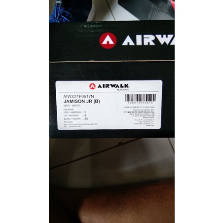 airwalk jamison jr size 35 original 100 %