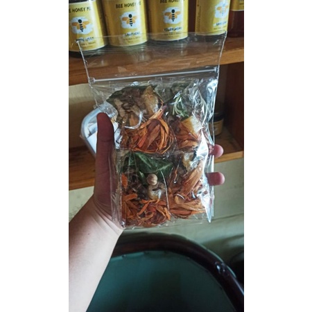 

PROMO Wedhang Uwuh per pouch isi 10 bungkus