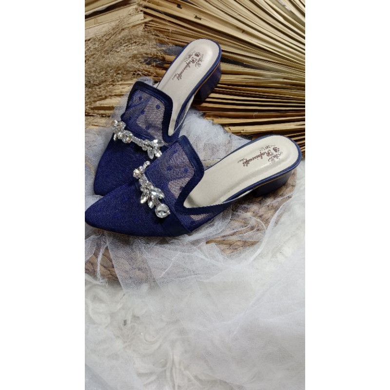 Maura navy tinggi 3cm hak tahu block