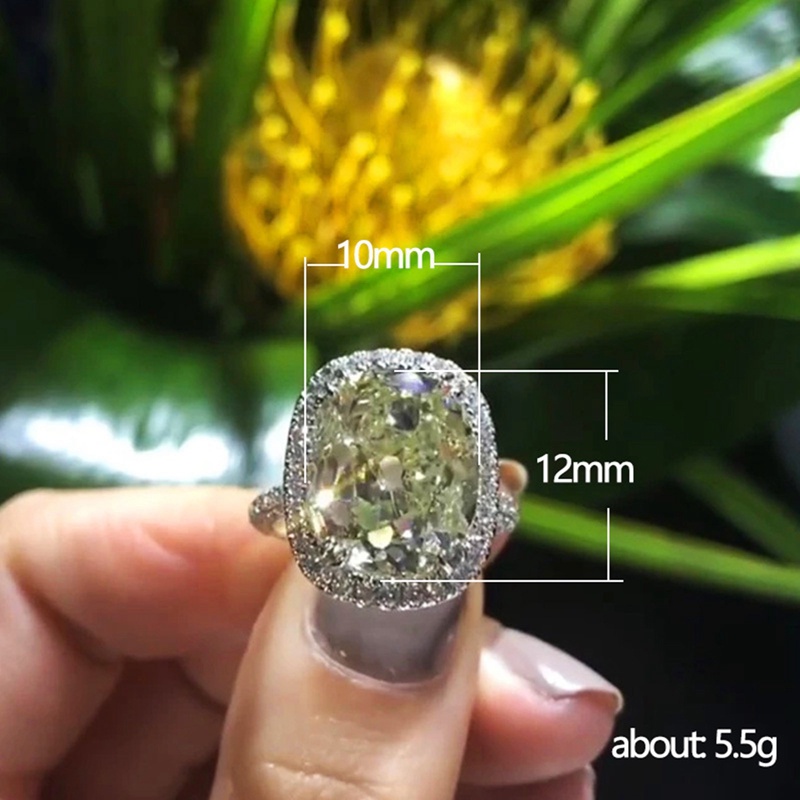 Cincin Wanita Bentuk Geometri Hias Kristal Cubic Zirconia Untuk Pernikahan / Pertunangan