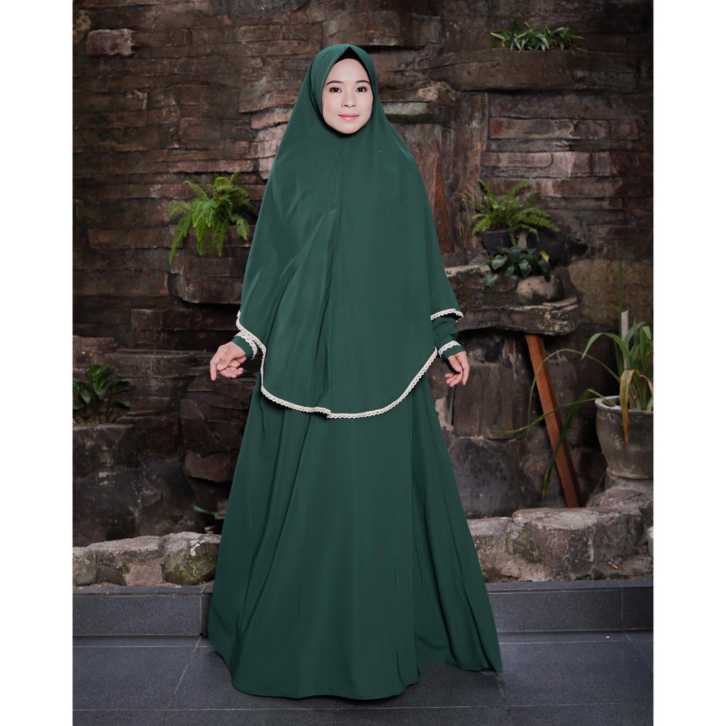 Gamis Syari Wolfis Premium Aksen Renda Busui Friendly Wudhu Friendly Warna Hijau Botol By Laras