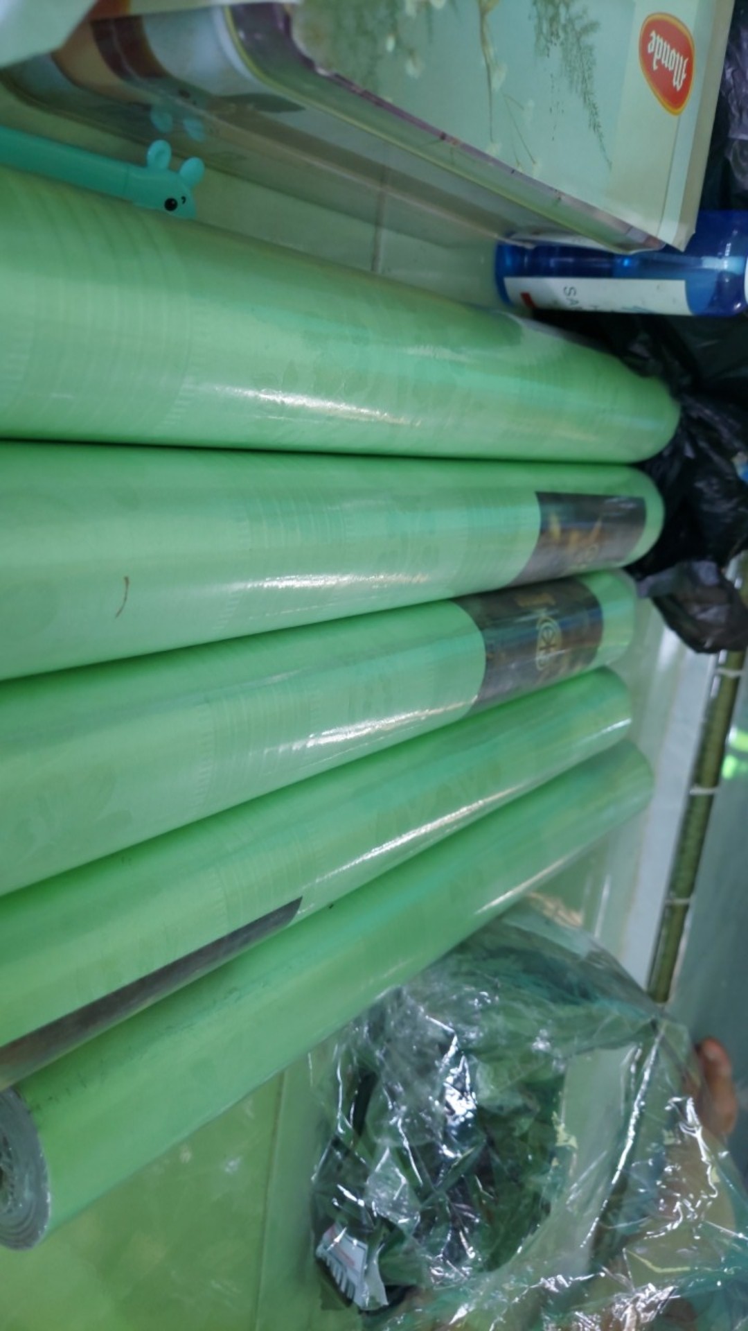 Polos Hijau Garis Wallpaper Sticker Dinding Motif Polos Hijau Gold Elegan Uk 45 Cm X 10 M Kode Gh194