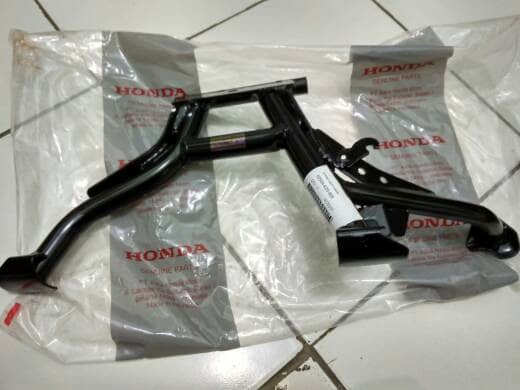 Standar Tengah standar 2 Honda Spacy Beat Fi  Scoopy Fi Original Ahm