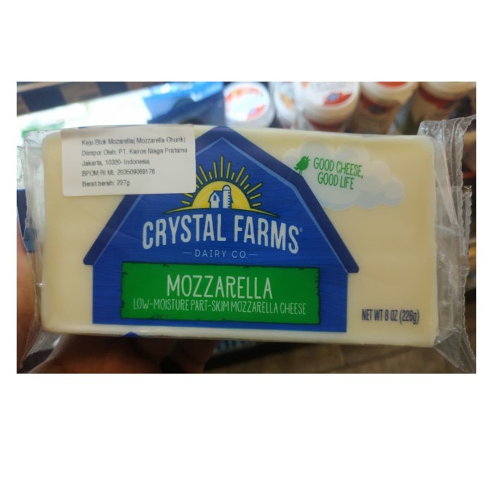 

Crystal Farms Mozzarella Keju Block 226 gr