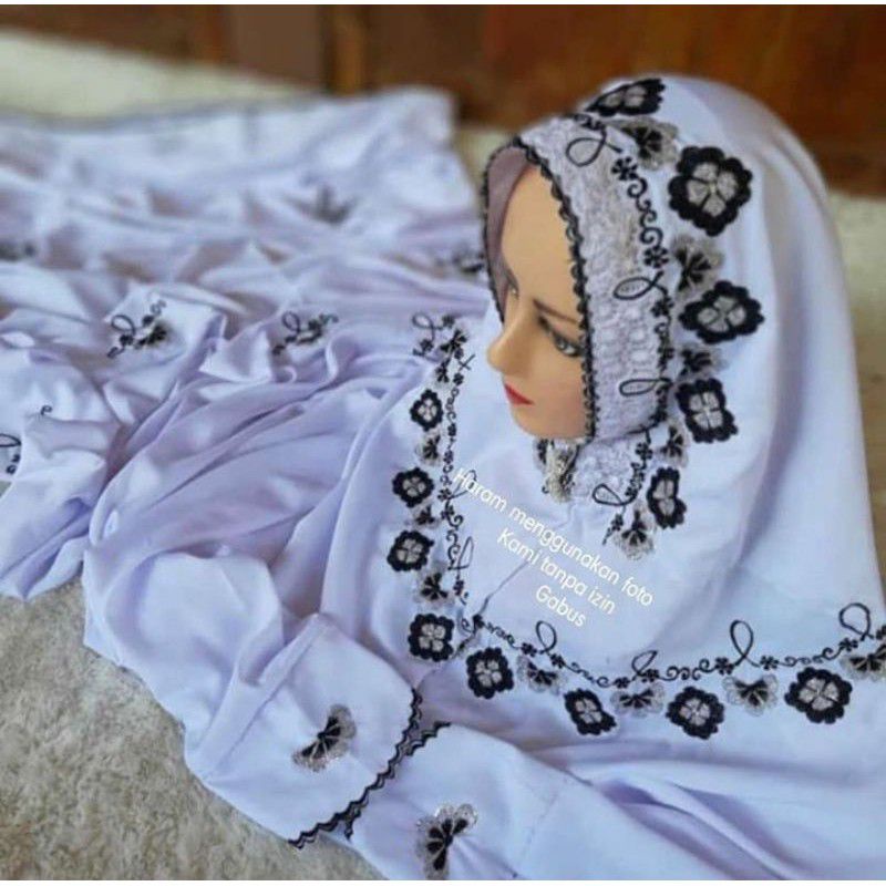 Mukena dewasa terusan lajuran polino kudusan bordir hitam putih istimewa