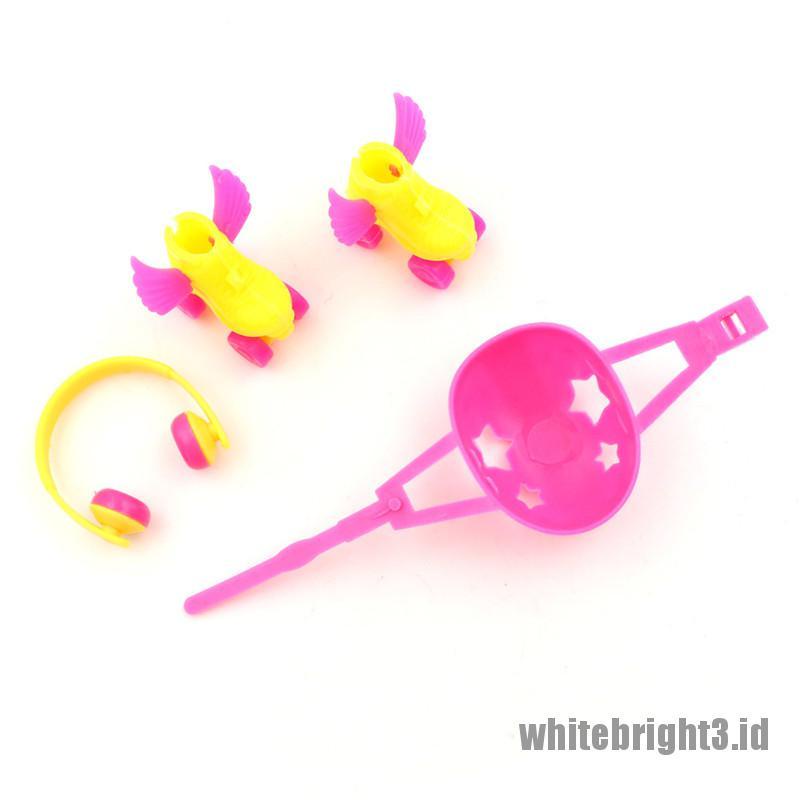 (white3) 3pcs / set Mainan Miniatur Helm + Headset + Sepatu Olahraga Untuk Aksesoris Boneka