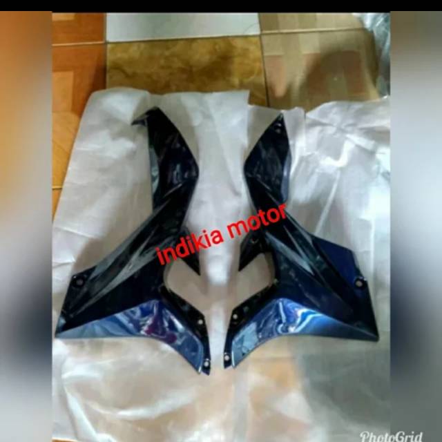 Cover body depan sayap bawah honda blade 110 karbu