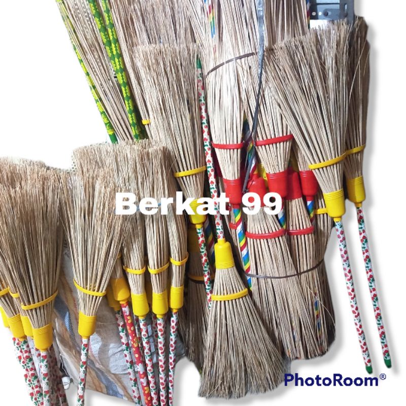 SAPU LIDI TANGKAI GAGANG PANJANG SAPU TAMAN