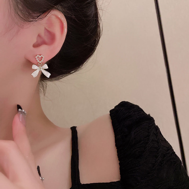Anting Tusuk Gantung Bahan Sterling silver 925 Desain Hatipitamutiara Untuk Wanita