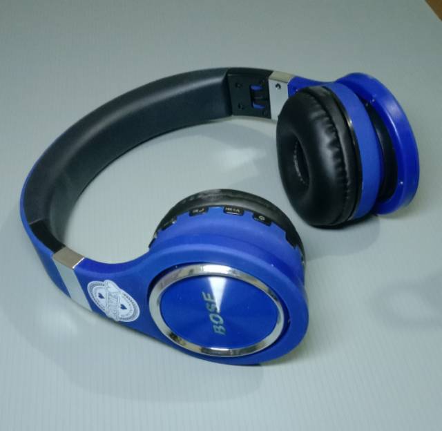 Headphone bluetooth