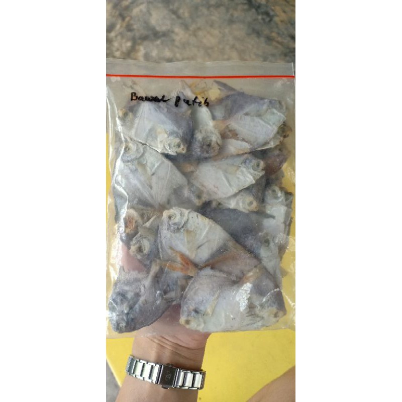 

Ikan asin bawal putih