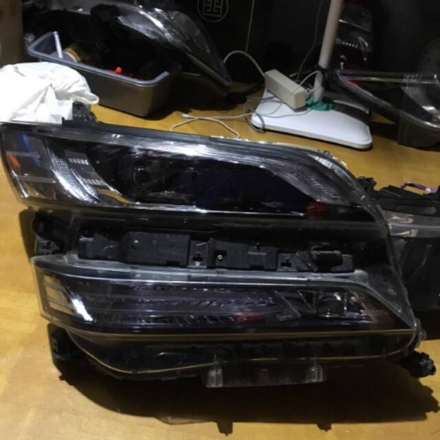 Headlamp Toyota All New Vellfire