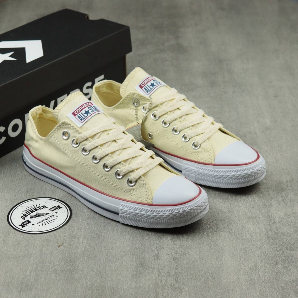 white beige converse