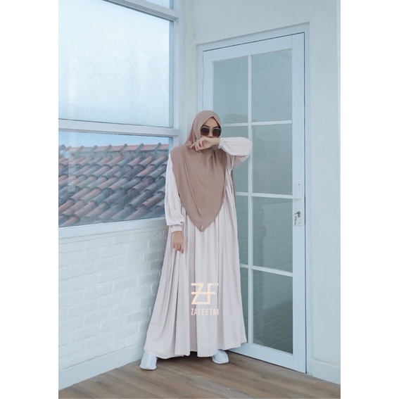 BASIC ZAFEETRI BROKEN WHite