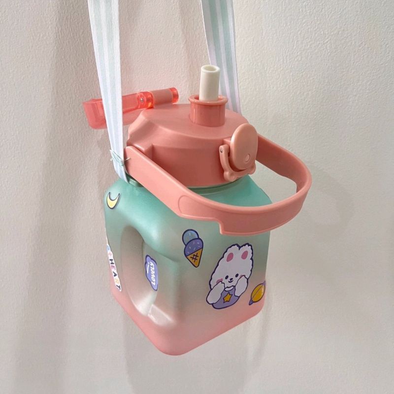 BOTOL MINUM VIRAL GEMOY KOTAK 1,3L