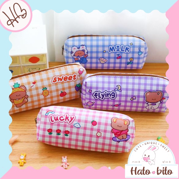 

Tempat pensil beruang lucu Kotak pensil plaid bear aesthetic korea HB1152