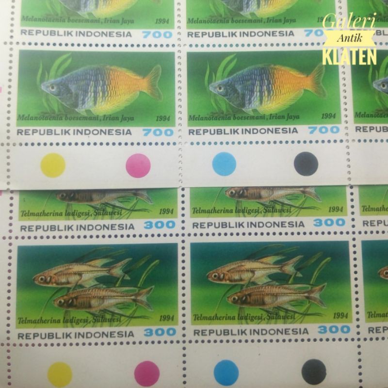 

Terlaris ✨ - Set 2v Pecahan Lengkap Perangko seri Ikan Hias Air Tawar tahun 1994 paket Prangko lama Indonesia3.1.23