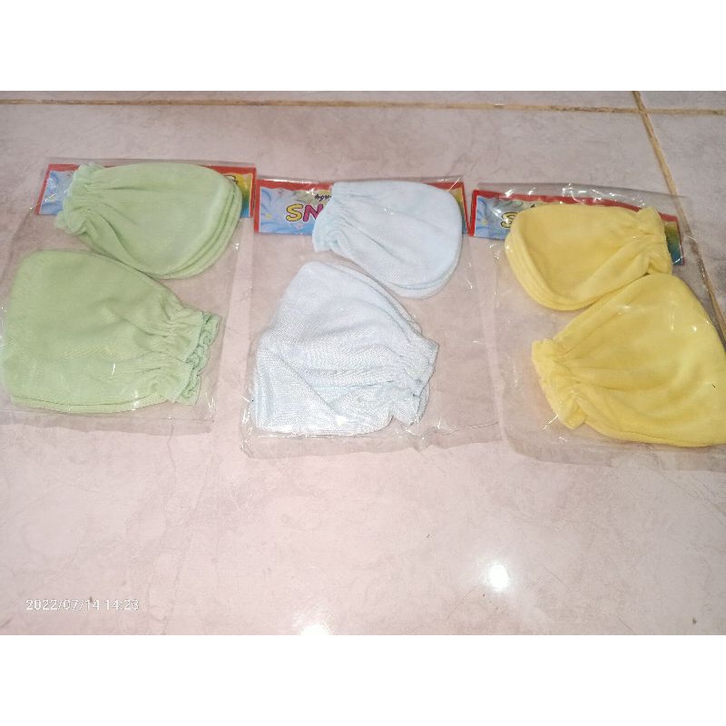 SARUNG TANGAN KAKI BAYI 1PACK