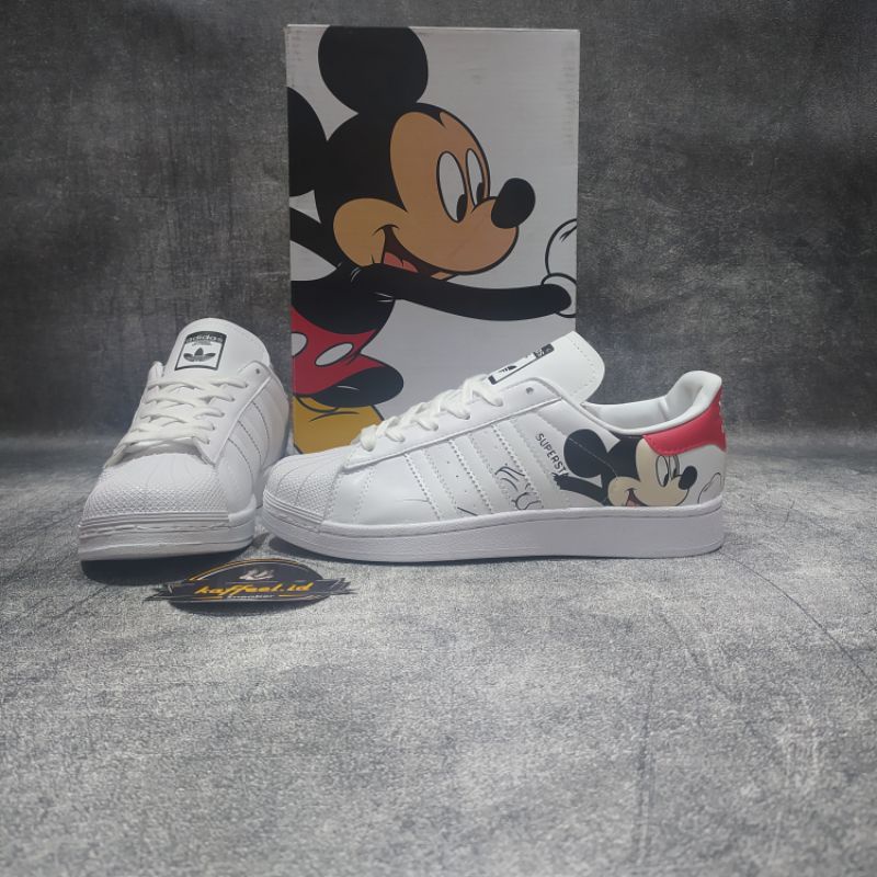 SEPATU ADIDAS SUPERSTAR X DISNEY MICKEY MOUSE WHITE