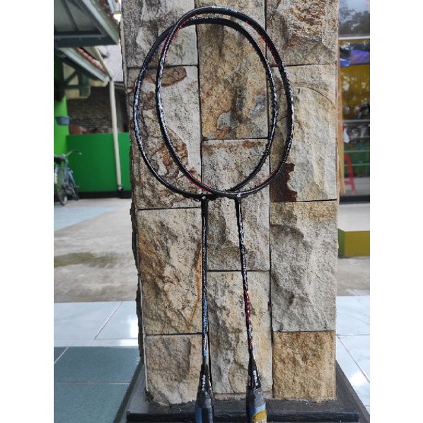 Raket Apacs Feather Lite 75