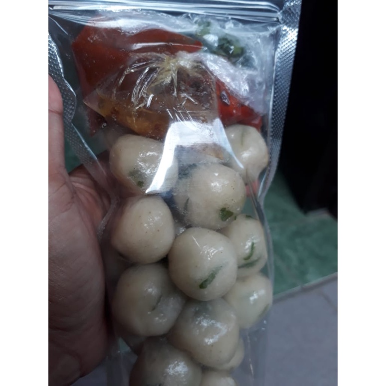 

Makanan Ringan Baso Aci (10 Biji)