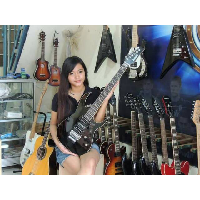 GITAR LISTRIK IBANEZ PRESTIGE