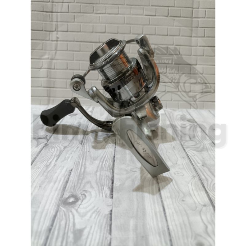 Reel Maguro Zander Power Handle Ukuran 1000-6000