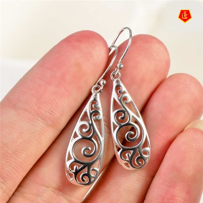 [Ready Stock]Simple Personality Silver Carved Earrings