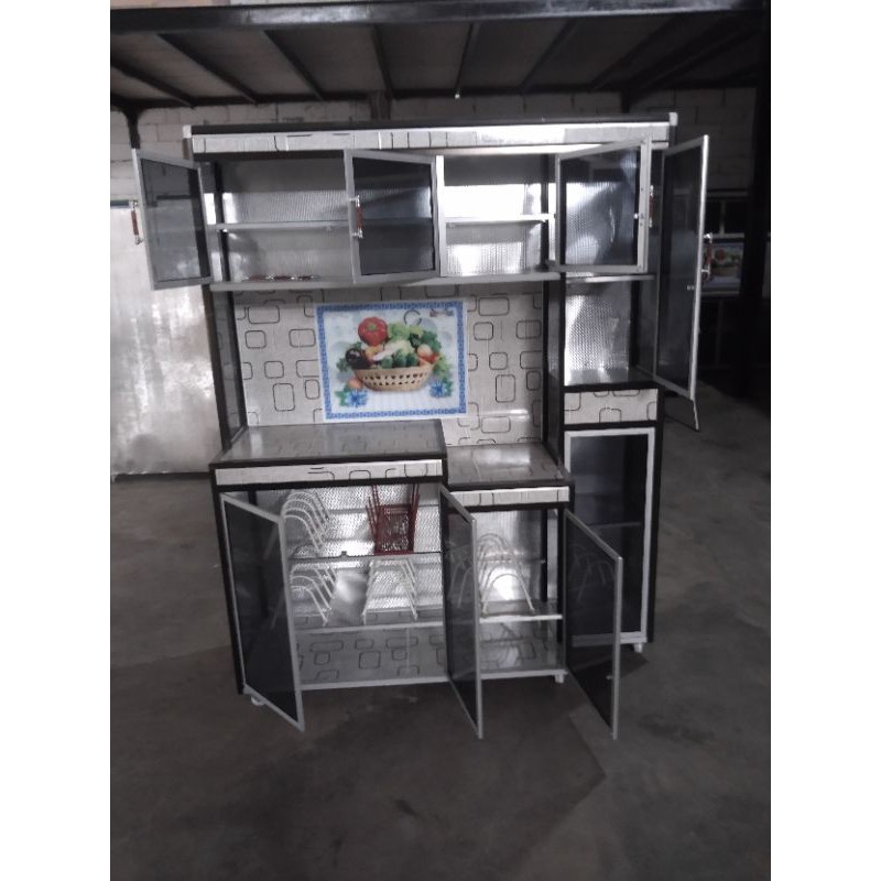 rak piring 4pintu box full kaca.belakang plat.bawah roda
