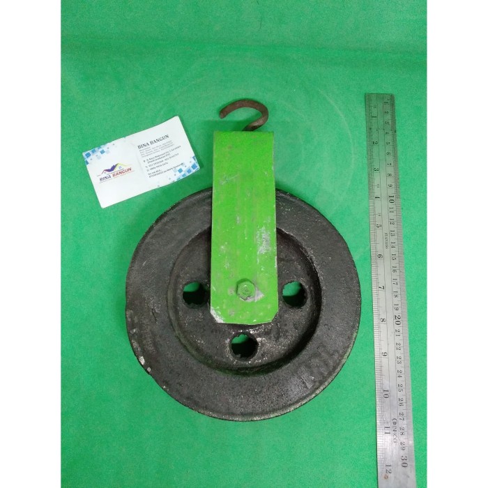 Kerekan Timba / Katrol Sumur Besi