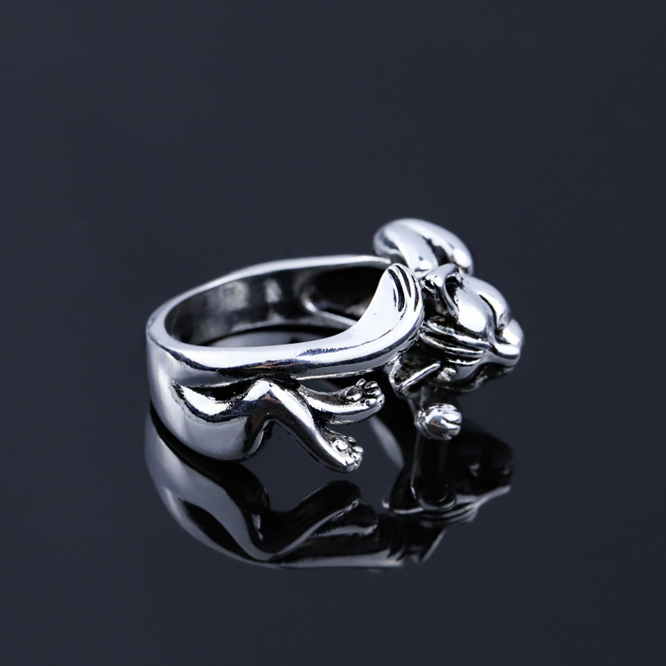 Unisex Fashion Simple Cute Fortune Cat Shape Rings / Vintage Smooth Fine Thin  Finger Ring /  Elegant  Sliver Colour Party Rings