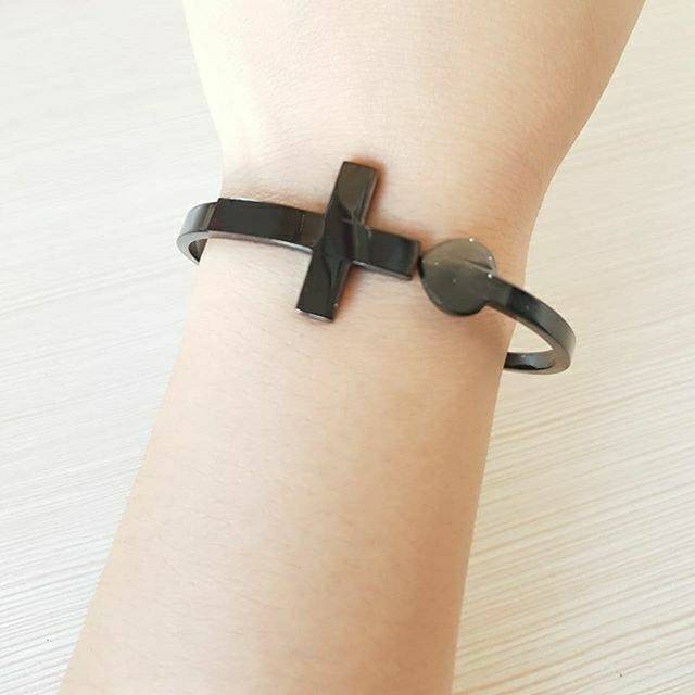 Gelang Fashion Titanium Black Antikarat Selamanya GB01