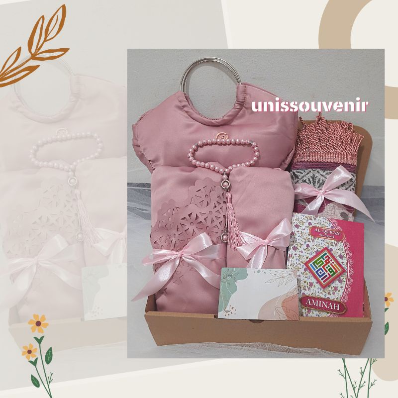 Hampers Mukena seserahan bahan silk/seperangkat alat sholat/paket muslimah/kado cewek