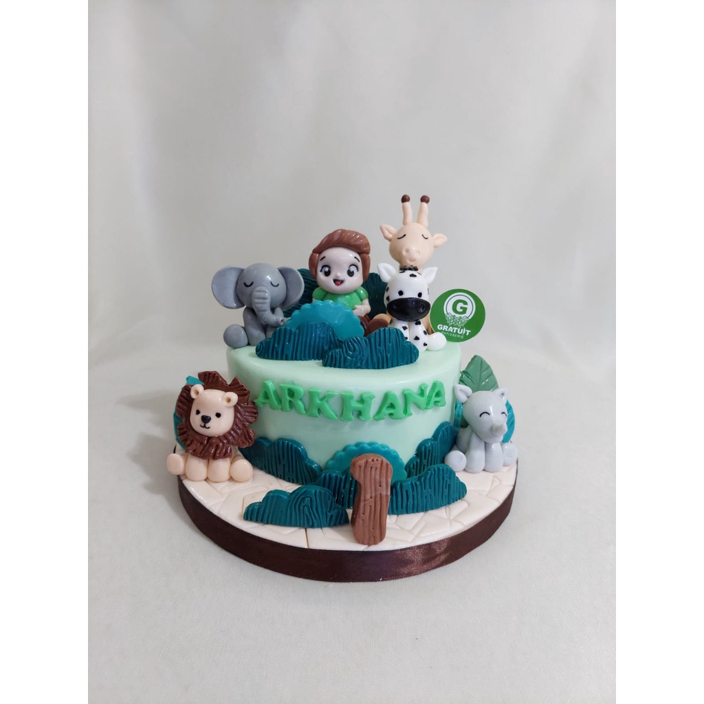 

ANIMAL BIRTHDAY CAKE