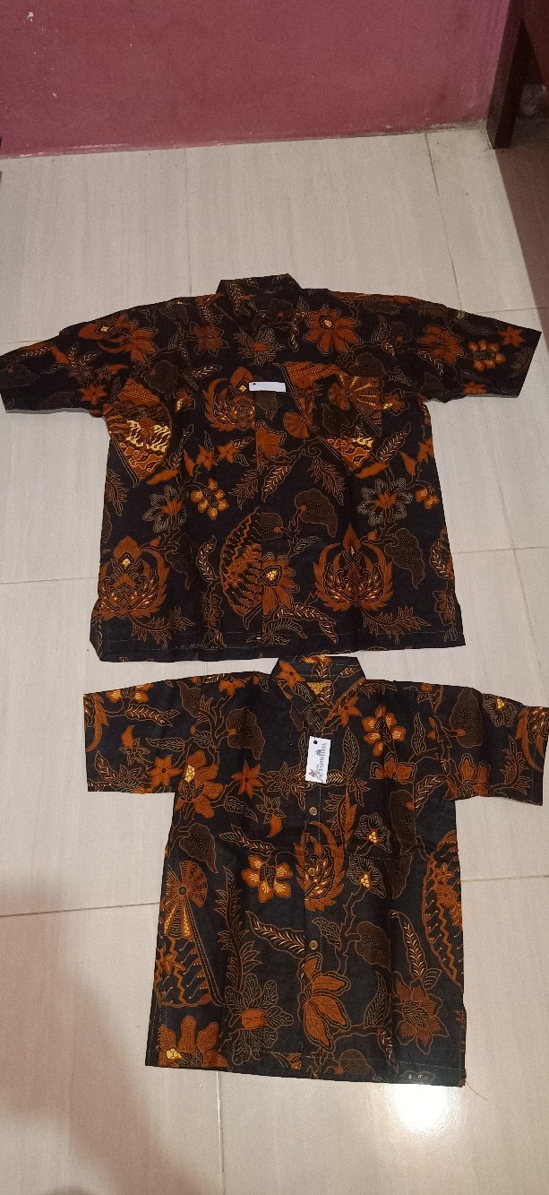 Batik Keluarga Model Atasan//batik Family Papa Mama Anak Cowok//batik Couple Family Papa Mama Anak