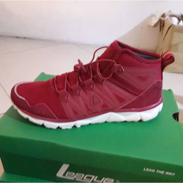 Sepatu league kumo mid red #2