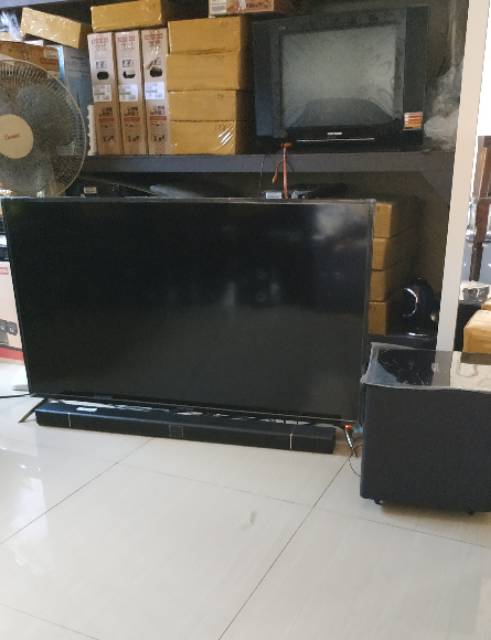 LED 43in Polytron soundbar PLD43B150