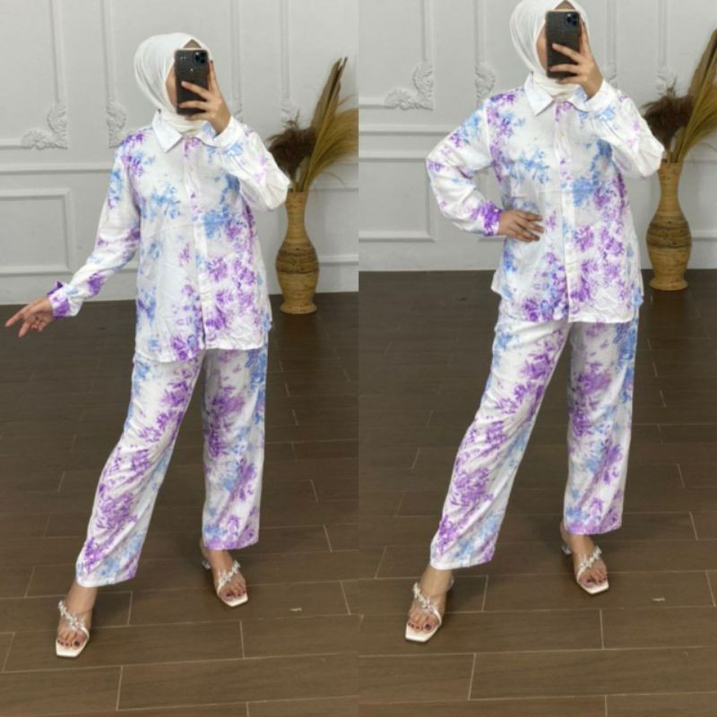 

One set Tyedie Pastel