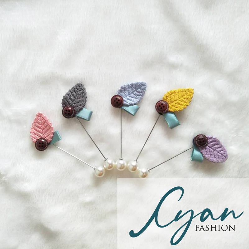 &quot;Elsa&quot; Tuspin Kancing Daun Mutiara, Bisa untuk Sweater, Blazer, atau Jilbab