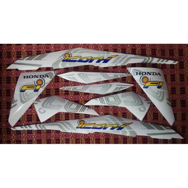 STRIPING TRANSPARAN BEAT FI ICON CYBER