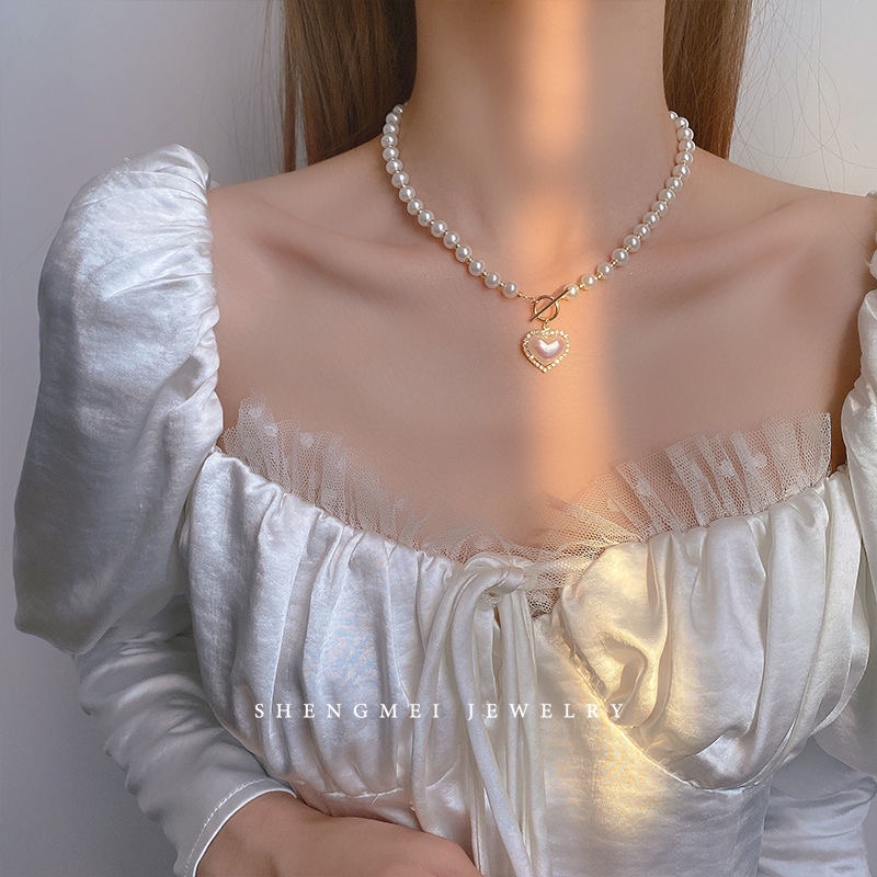 YEEZII Kalung Rantai Choker Liontin Hati Warna Emas Aksen Mutiara Gaya Elegan Romantis Untuk Wanita