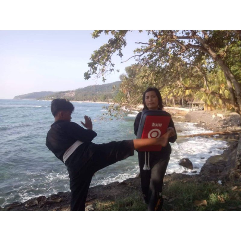 PACING PAD TARGET TENDANGAN UK 26*42