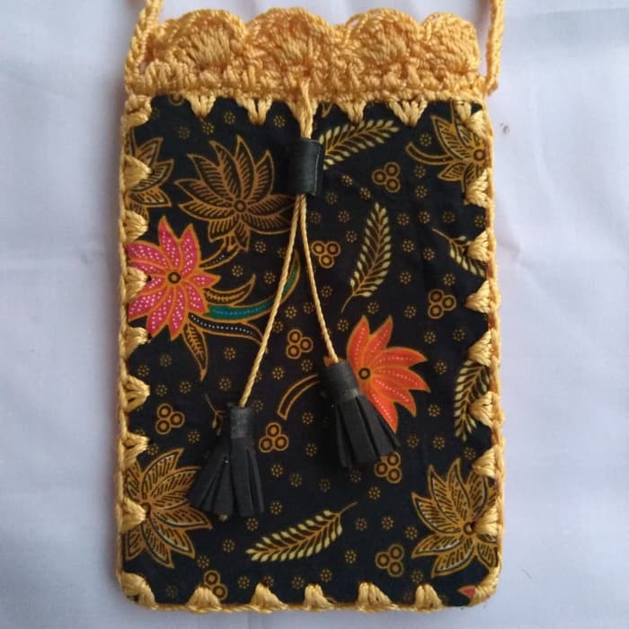 TAS SELEMPANG RAJUT BATIK UKURAN SEDANG 19x12 cm UNTUK HP ANDROID