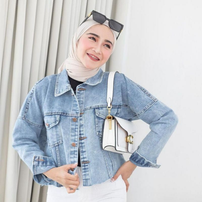 JAKET SNOW RAWIS CROP JEANS