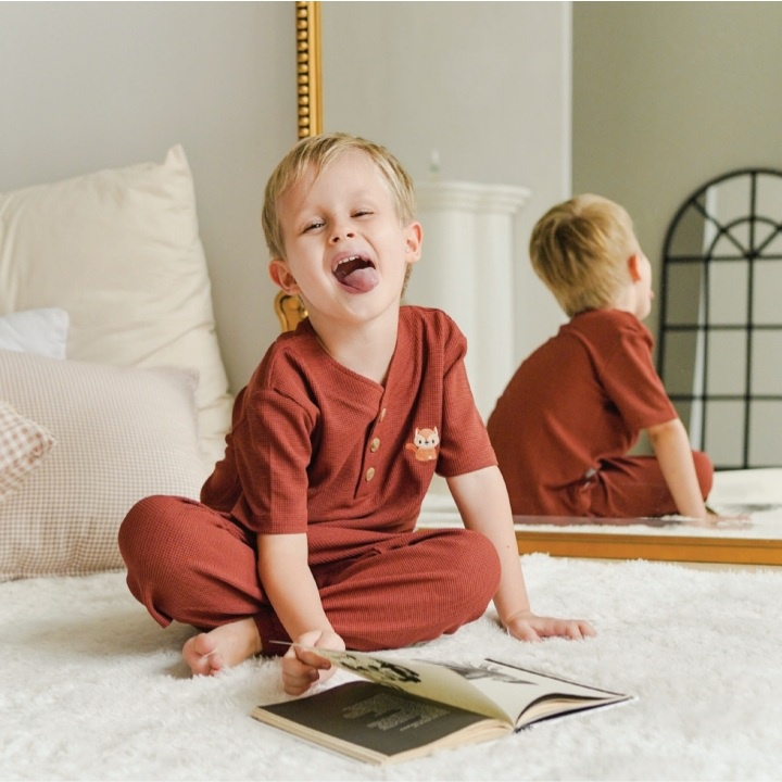 Mooi Setelan Waffle Knit Set - Mooi Setelan Baju pendek Celana Panjang Waffle Anak CBKS