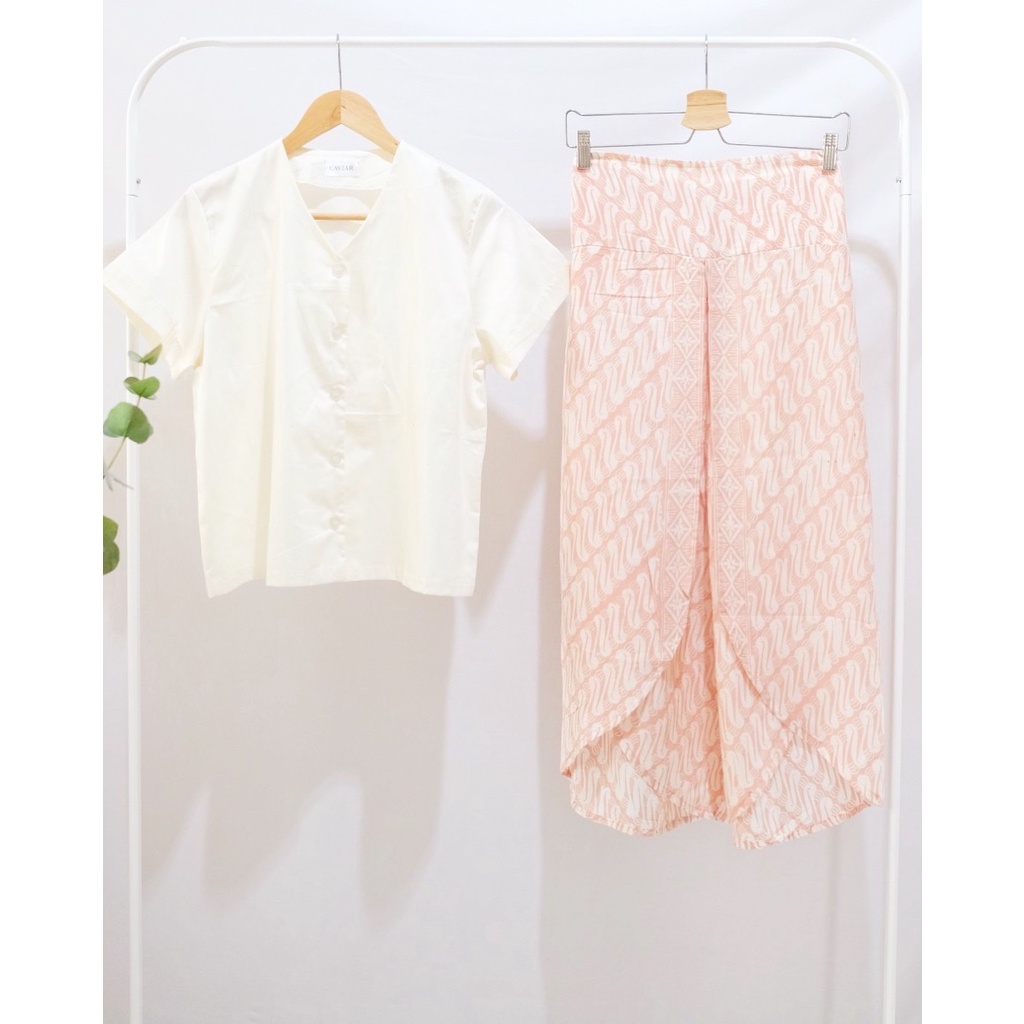SETELAN KEMEJA PUTIH CROP TSHIRT ONESET BAWAHAN KULOT BATIK SET OUTERWEAR SET CULLOTE BATIK MODERN