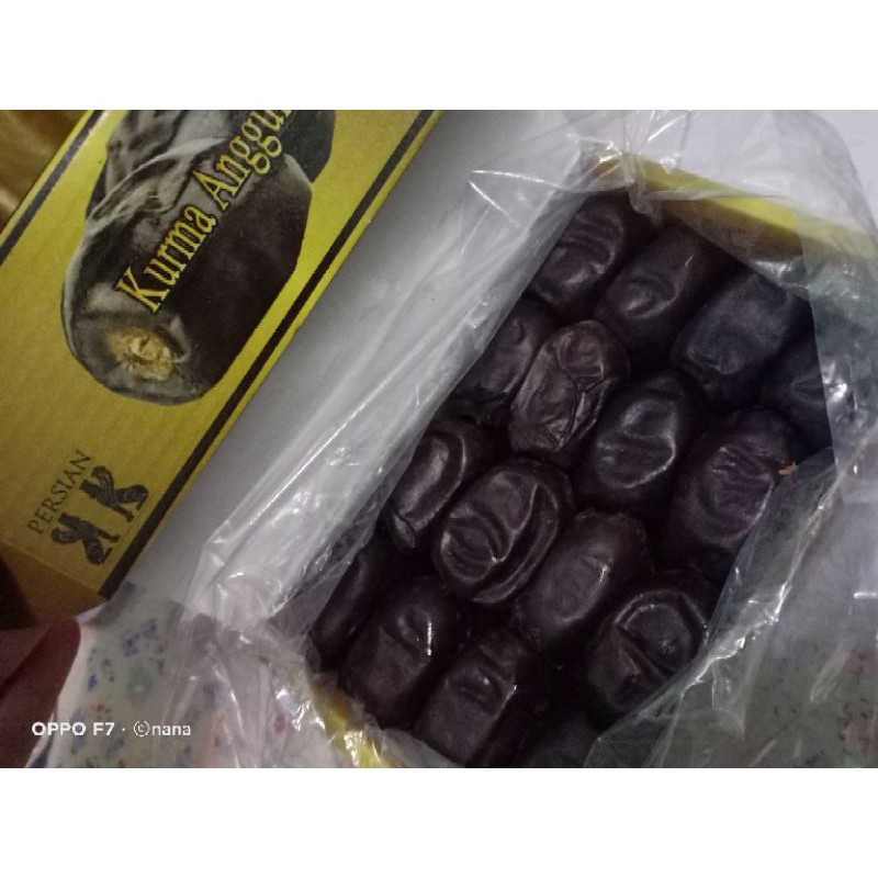 

KURMA ANGGUR BLACK DIAMOND PREMIUM PERSIAN