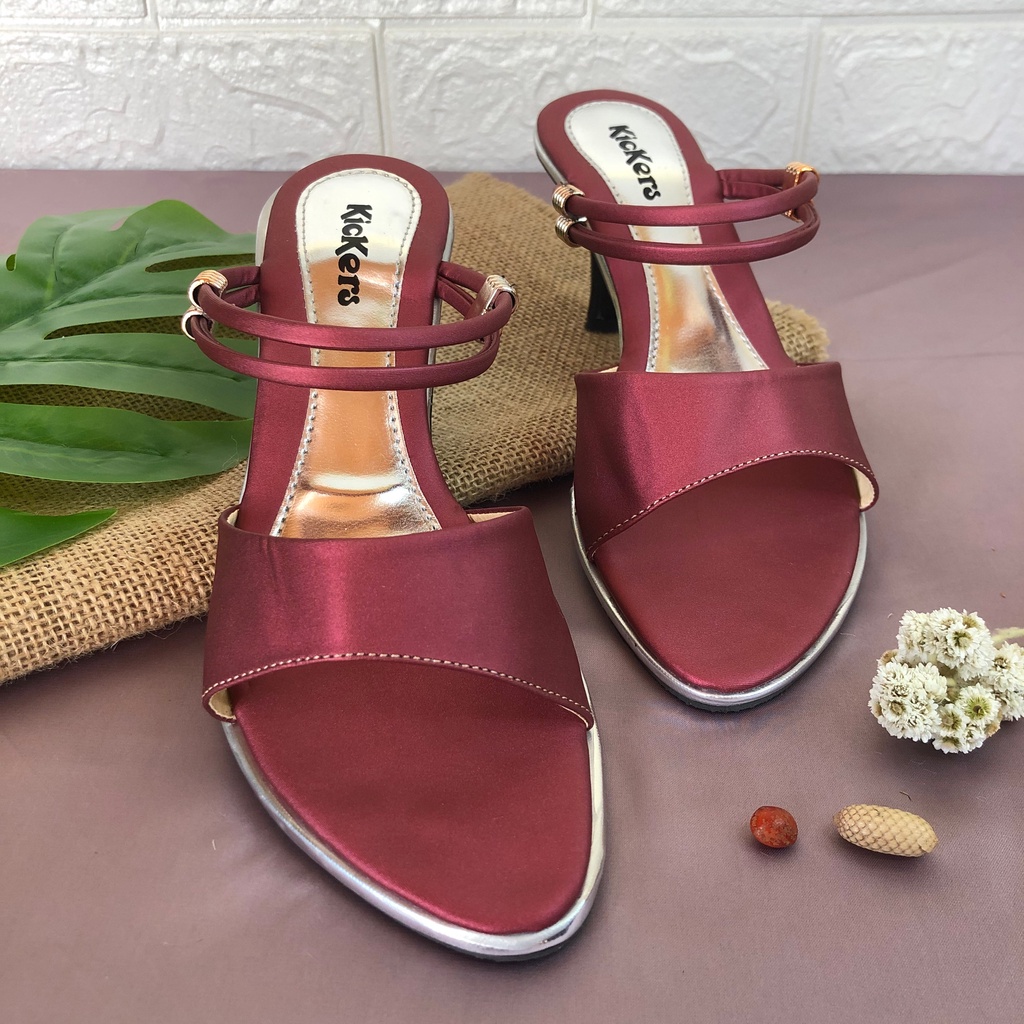 PUTRI HEELS 1 HIGHHEELS SANDAL SENDAL CEWEK WANITA SLOP PESTA FORMAL CANTIK TERMURAH TERLARIS SANDAL HIGH HEELS WANITA GLITER 5cm HAK LANCIP TERBARU KEKINIAN SENDAL HELS PUMP PEREMPUAN DEWASA SLOP MEWAH ELEGAN TERBARU