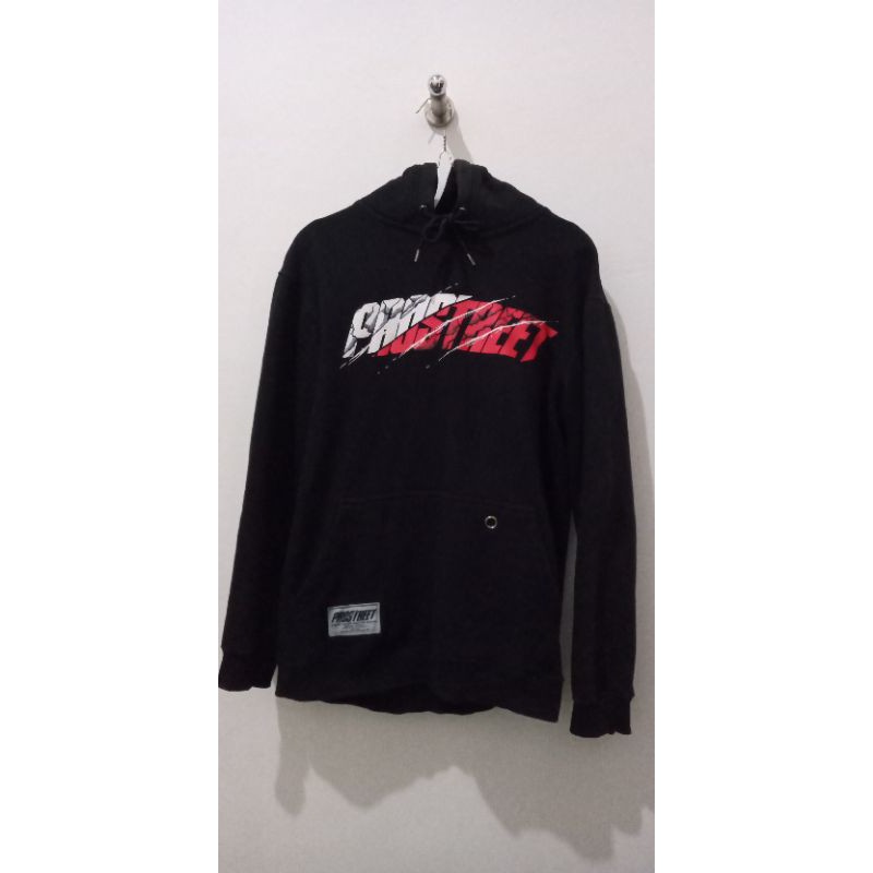 Hodie Prostreet Devil Inside